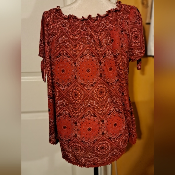 No Bounderies red bandana print top - Picture 2 of 6